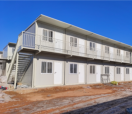 Maison conteneur en kit