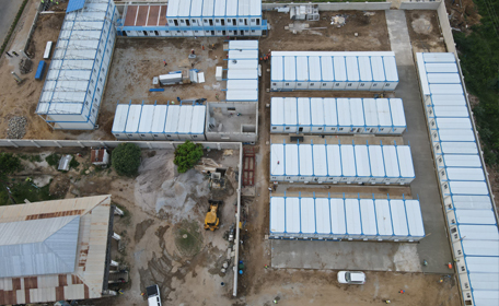 Camp de dortoirs pour travailleurs tanzaniens (180 unités)